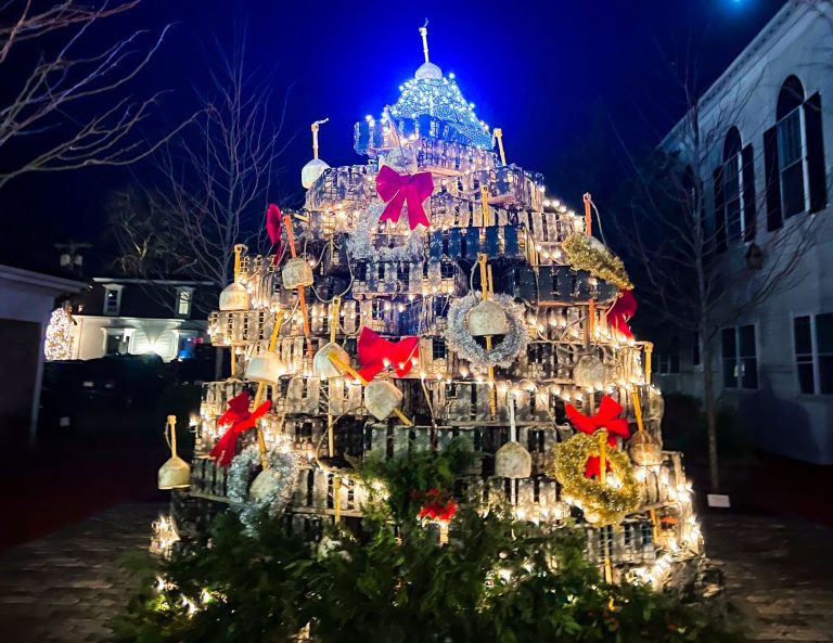 Jingle All the Way A Merry Guide to Christmas in Edgartown