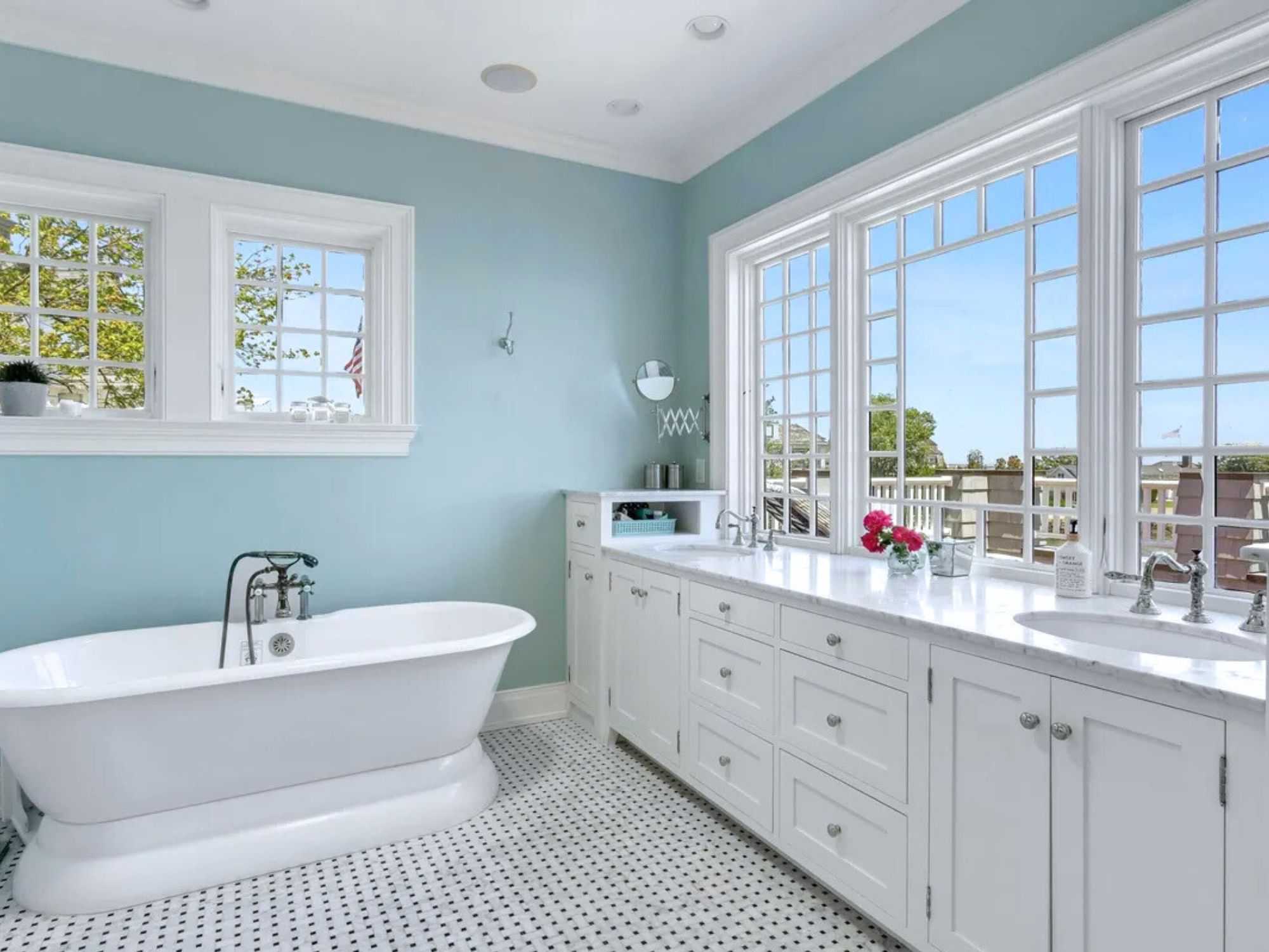 photo courtesy Brown Harris Stevens