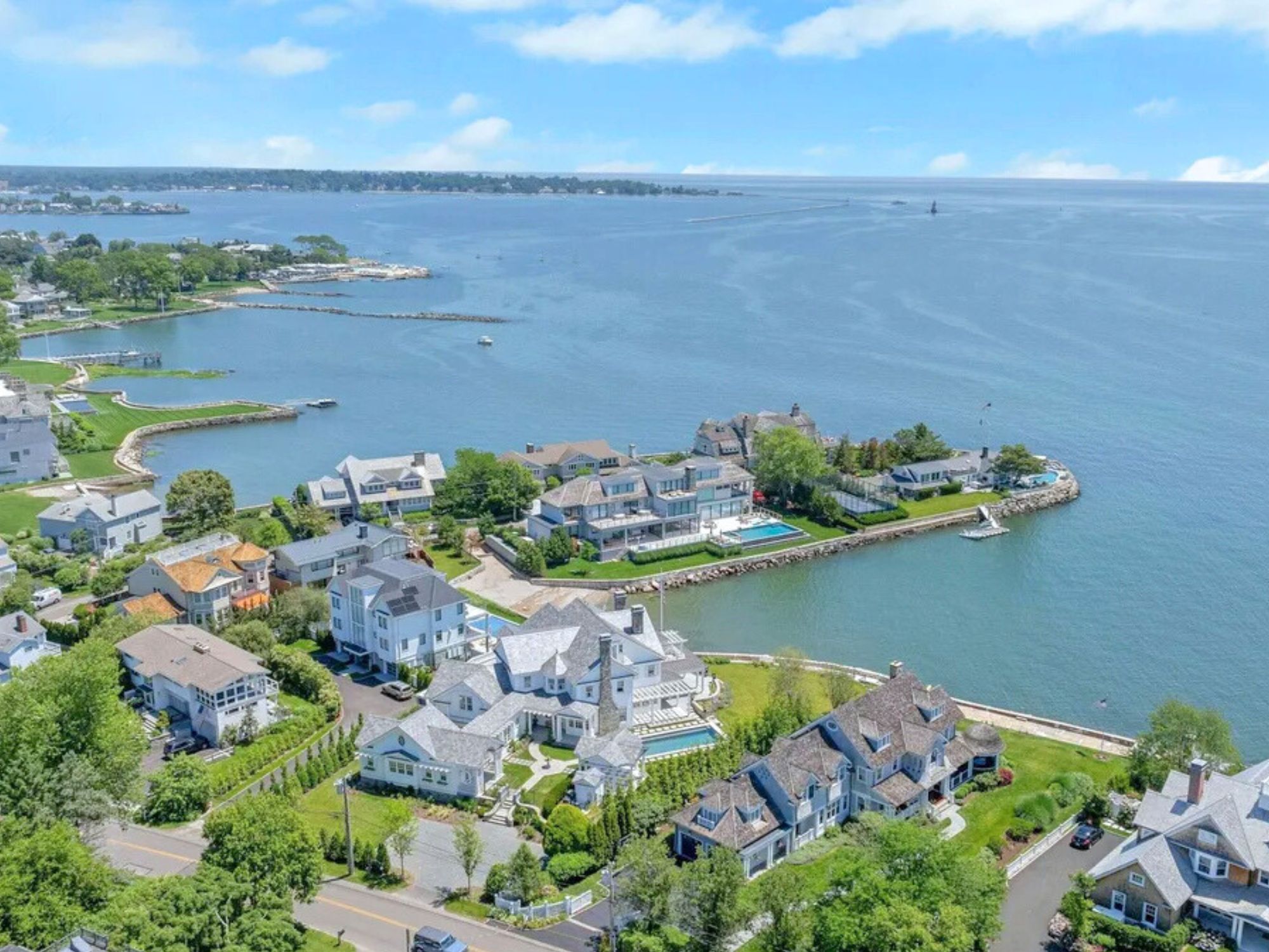 photo courtesy Brown Harris Stevens